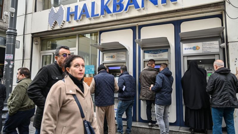Bolton: Erdogan warb bei Trump um Ermittlungsstopp gegen türkische Halkbank