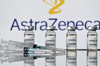 Todesursache: Blutgerinnungsstörung – Anwälte für Aufklärung fordern Widerruf der AstraZeneca-Zulassung