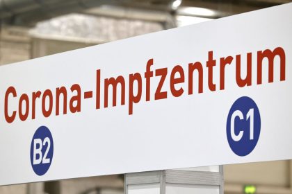 Impfung: Deutsche wünschen sich, dass Politiker als Vorbild vorangehen