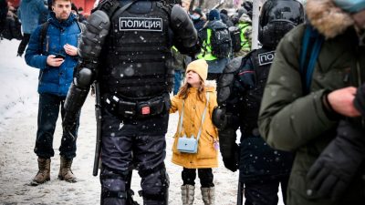Nawalny: „Wenn Angst überwunden, kann Heimatland von dieser Diebesbande befreit werden“