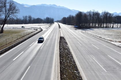 In Bayern binnen zwölf Stunden über 1.700 Menschen an Grenzen kontrolliert