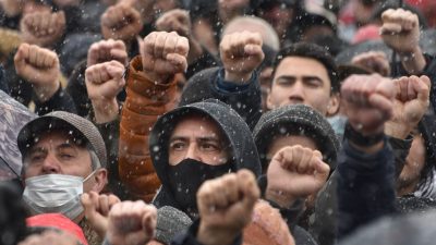 Tausende demonstrieren in Armenien gegen Ministerpräsident Paschinjan