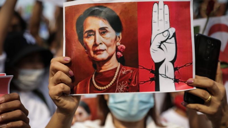 Myanmar: 100.000 Menschen auf den Straßen – Massive Proteste gegen Machtübernahme des Militärs