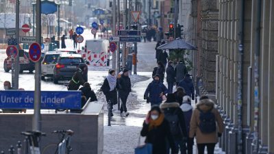 „Corona-Fundamentalismus“, „totalitäres Denken“: Neuerlicher Lockdown stößt auf heftige Kritik