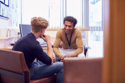 Patenschaft von Studenten hilft benachteiligten Jugendlichen