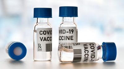 Von der Leyen verteidigt Impfstoffbeschaffung