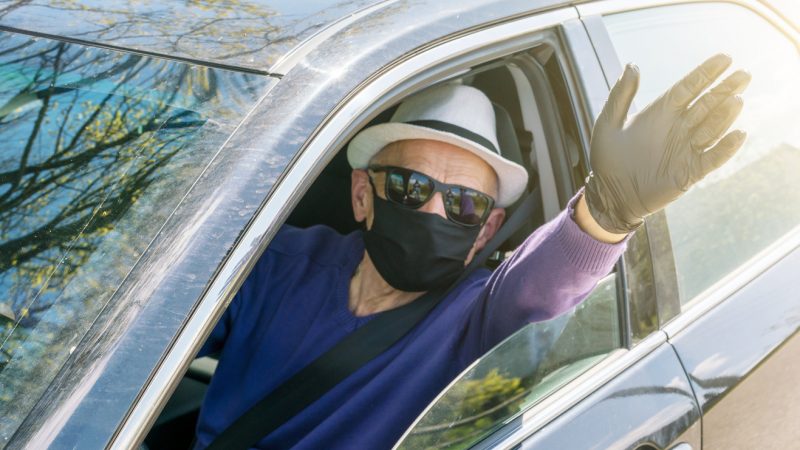 Autofahren in Sachsen nur mit Maske erlaubt – Mützen und Sonnenbrillen gleichzeitig verboten