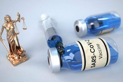 Zoff mit Paul-Ehrlich-Institut: Mediziner erprobt mRNA-freien Impfstoff und kassiert Strafanzeige