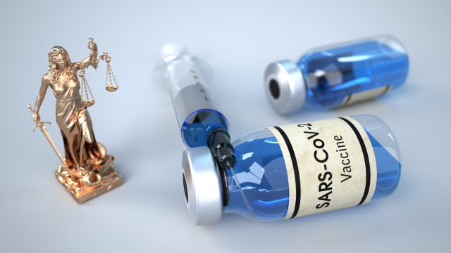 „Nicht abschätzbare Risiken“: Anwältin reicht Nichtigkeitsklage gegen Impfzulassung beim EuGH ein