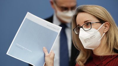 FDP-Chef Lindner fordert Merkel zu einer öffentlichen Diskussion über Öffnungsperspektive im Bundestag