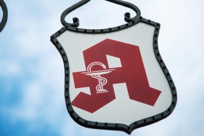 Spahn will Zugang zu digitalem Corona-Impfpass erleichtern