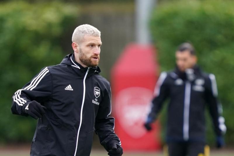 Nach Quarantäne: Winterzugang Mustafi in Schalker Startelf