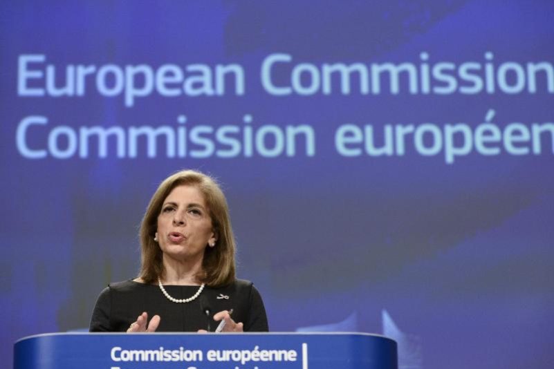 EU-Kommissarin trotzt Kritik
