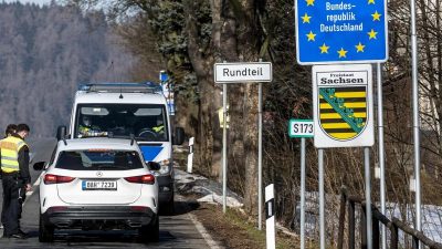Tschechien und Tirol: Fast 16.000 Personen bei Grenzkontrollen abgewiesen