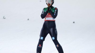 Skispringerinnen nur auf Rang fünf – Österreich siegt