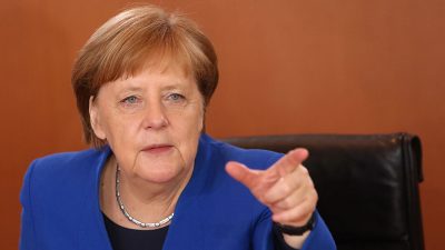 Merkel dankt Arbeitnehmern für Einsatz und Geduld in der Corona-Pandemie