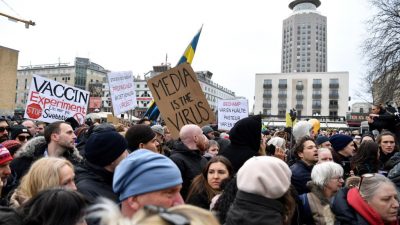 Blick nach Schweden: Ist der deutsche Lockdown alternativlos?