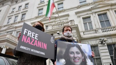 Britisch-iranische Staatsbürgerin nach Haftende im Iran erneut vor Gericht
