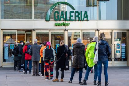 Politiker aus Koalition und Opposition fordern Abschaffung der Testpflicht beim Einkaufen