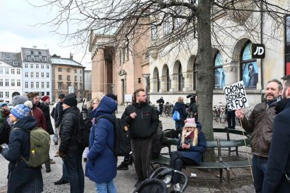 “Freiheit für Dänemark”: Hunderte in Kopenhagen demonstrieren gegen Corona-Restriktionen