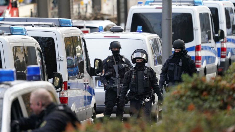 Sächsischer Innenminister und Polizeipräsident äußern sich in Pressekonferenz zum 13.3.