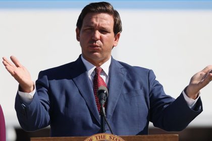 „Völlig inakzeptabel“: Floridas Gouverneur will Impfpässe verbieten