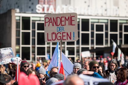 Kommt die dritte Diktatur?