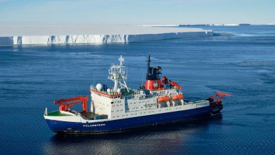 „Polarstern“-Expedition erkundet Eisberg doppelt so groß wie Berlin