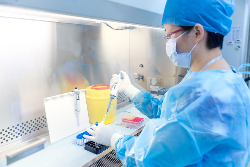 Brisantes Buch: „Der unnatürliche Ursprung von SARS-1 und das Virus als genetische Biowaffe“