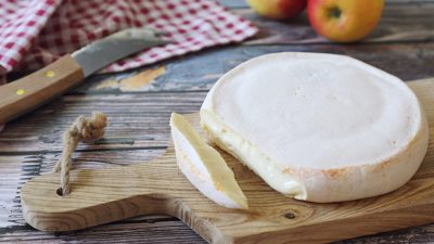 Geht weg wie warme Semmeln: Kloster verkauft online tonnenweise überschüssigen Käse