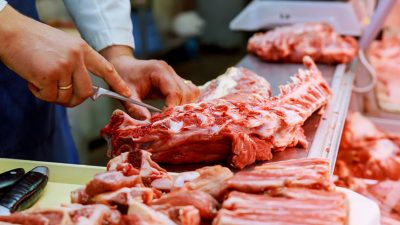 Verbraucherzentralen fürchten zu hohe Fleischpreise