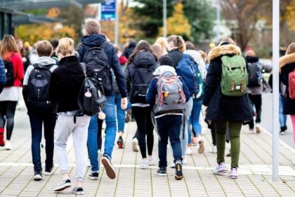 Jetzt sollen auch ältere Kinder wieder in den Schulunterricht