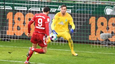 Lewandowski zieht bei Bayern-Sieg mit Fischer gleich
