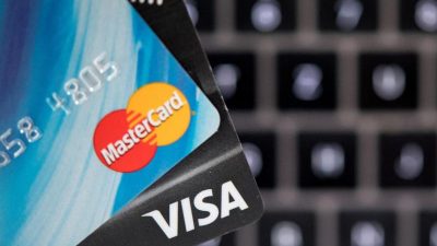 Auch für kleine Beträge: Bezahlen per Kreditkarte wird umständlicher