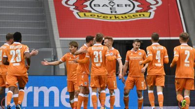 Bielefeld mischt den Keller auf – Bayer weiter in der Krise