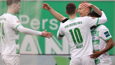 Fürth rettet Punkt im Derby – St. Pauli siegt auswärts