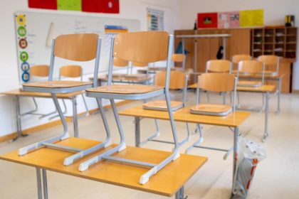 Petra Paulsen: Warum sollte der Staat eine Art Monopol über die Bildung der Bürger haben?