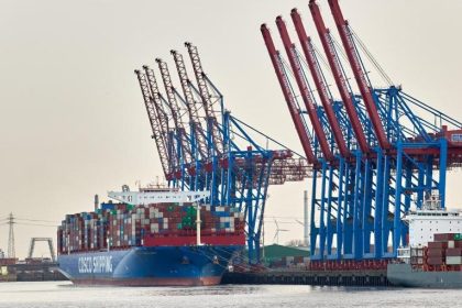 Reederei erwartet wochenlange Auswirkungen durch Stau an Containerhafen in China