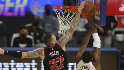 Theis verliert mit Chicago bei Debüt im Bulls-Trikot