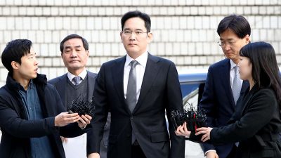 Familie von Ex-Samsung-Chef zahlt Milliarden Erbschaftsteuer