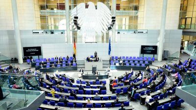 Bundestag segnet mögliche post-pandemische Einreisebeschränkungen ab