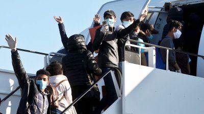 Hannover: Letzter Flug aus griechischen Flüchtlingslagern