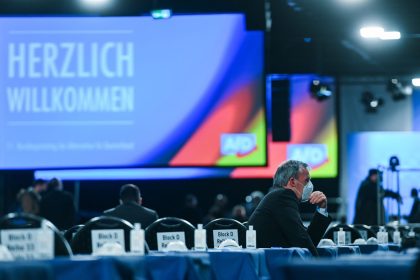 AfD-Bundesparteitag: Forderung nach Ende des Corona-Lockdowns und EU-Austritt Deutschlands
