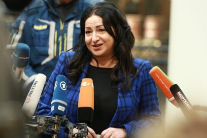 Berliner Senatorin schickt Impfeinladung direkt an Schüler