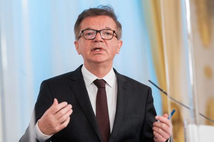 Österreichs Gesundheitsminister Anschober tritt inmitten der Corona-Krise zurück