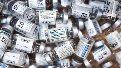 Polen verweigert weitere Lieferungen und Zahlungen von Corona-Impfdosen