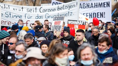 FDP will Verfassungsschutz mehr gegen Corona-Protestierer einsetzen