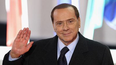 Italiens Ex-Regierungschef Berlusconi erneut im Krankenhaus