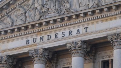 Bundesrat billigt Nachtragshaushalt mit Rekordverschuldung von 240 Milliarden Euro