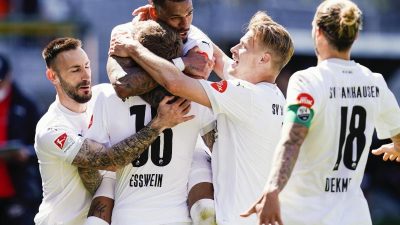 Rückschlag im Aufstiegsrennen: HSV und Fürth ohne Sieg